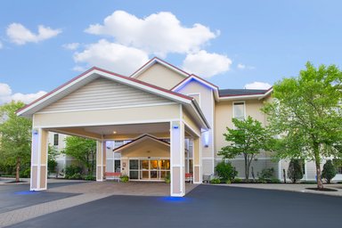 Hotel HOLIDAY INN EXPRESS & SUITES BRATTLEBORO
