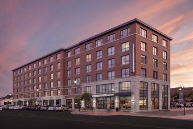 Hotel COURTYARD PORTLAND DOWNTOWN/WATERFRONT