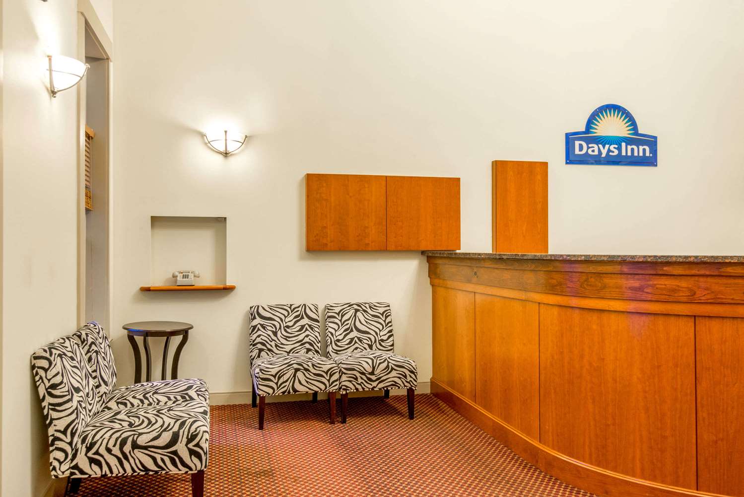 Hotel DAYS INN BY WYNDHAM AIRPORT/MAINE MALL