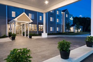 Hotel MICROTEL INN & SUITES BY WYNDHAM WINDHAM