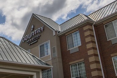 Hotel COUNTRY INN & SUITES BY RADISSON, VALPARAISO, IN