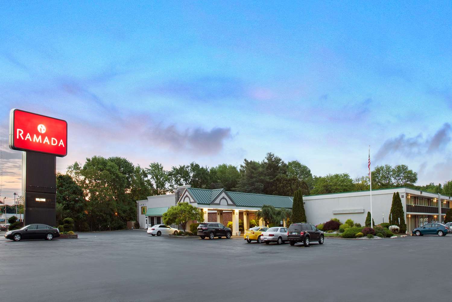 Hotel RAMADA WAYNE FAIRFIELD AREA