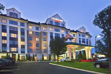 Hotel COURTYARD LONG ISLAND MACARTHUR AIRPORT