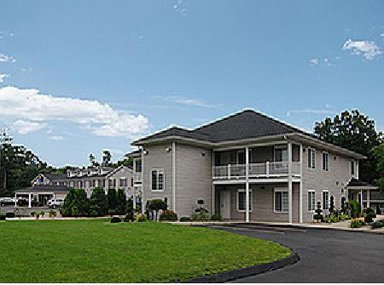 Hotel TOWER INN AND SUITES OF GUILFORD-MADISON