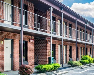 Hotel ECONO LODGE NORTH