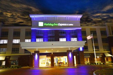 Hotel HOLIDAY INN EXPRESS & SUITES TOLEDO SOUTH - PERRYSBURG