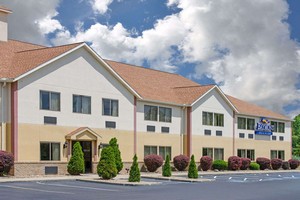 Hotel BAYMONT INN & SUITES BOSTON HEIGHTS/HUDSON
