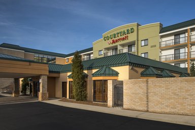 Hotel COURTYARD CLEVELAND BEACHWOOD