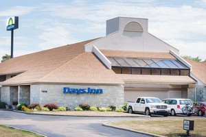 Hotel DAYS INN BY WYNDHAM MIDDLEBURG HEIGHTS
