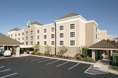 Hotel EMBASSY SUITES BY HILTON CLEVELAND BEACHWOOD