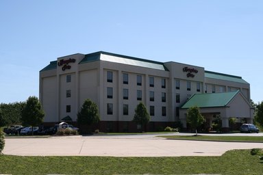 Hotel HAMPTON INN CLEVELAND-AIRPORT-TIEDEMAN RD