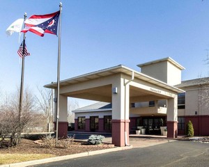Hotel QUALITY INN & SUITES OAKWOOD VILLAGE