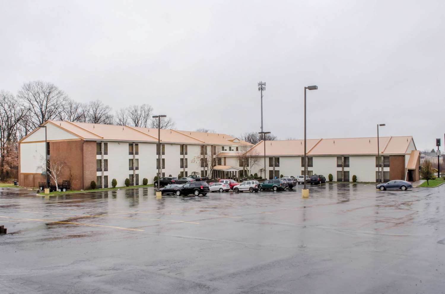 Hotel COMFORT INN WEST HAZLETON