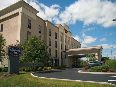 Hotel HAMPTON INN LEWISBURG