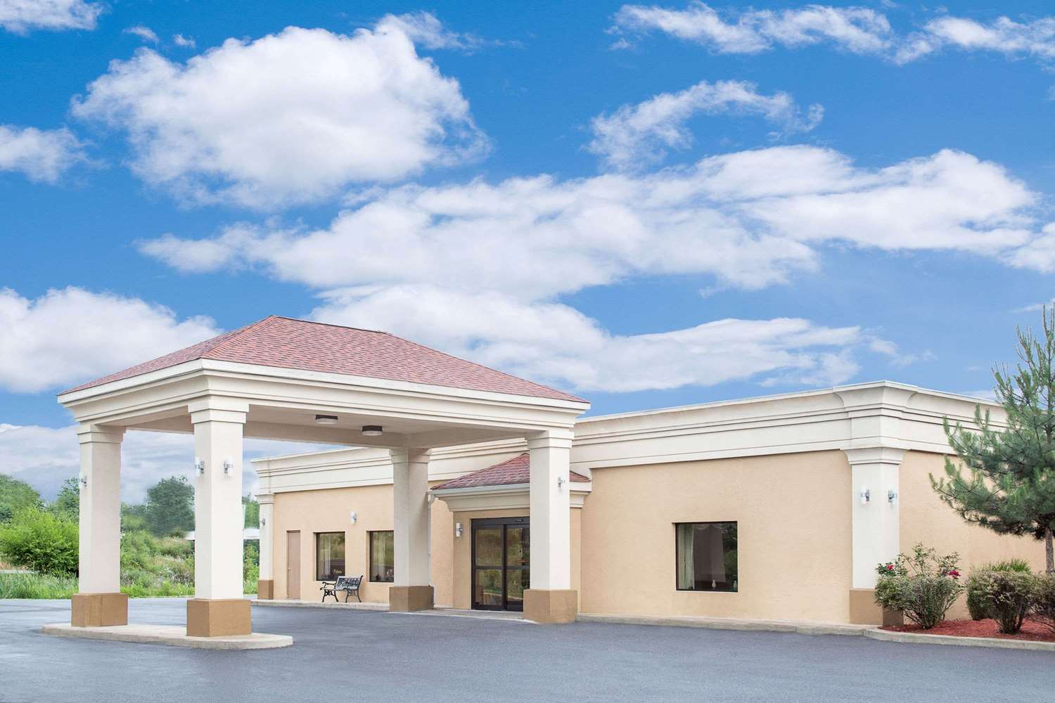 Hotel SUPER 8 DANVILLE