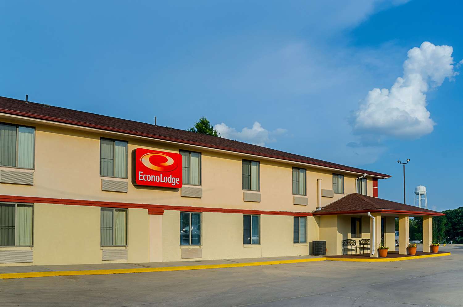 Hotel ECONO LODGE LANSING - LEAVENWORTH