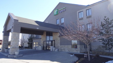 Hotel HOLIDAY INN EXPRESS KANSAS CITY - BONNER SPRINGS