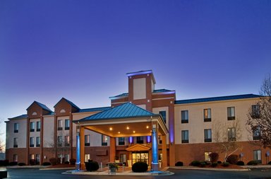 Hotel HOLIDAY INN EXPRESS & SUITES LANSING-LEAVENWORTH
