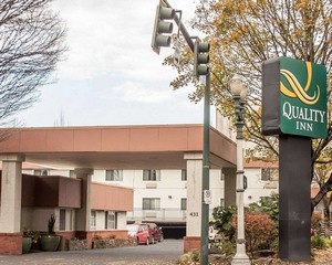 Hotel QUALITY INN DOWNTOWN CONVENTION CENTER