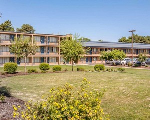 Hotel RODEWAY INN AT PORTLAND AIRPORT
