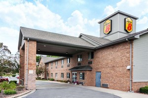 Hotel SUPER 8 VALPARAISO