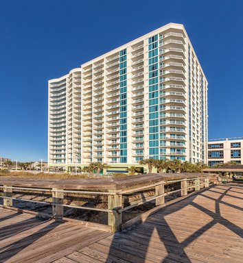 Hotel WYNDHAMVR TOWERS ON THE GROVE