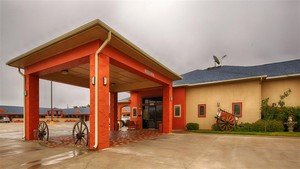 Hotel BEST WESTERN WINDWOOD INN & SUITES