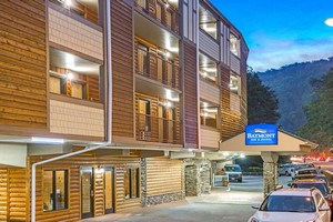 Hotel BAYMONT INN & SUITES GATLINBURG ON THE RIVER