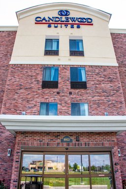 Hotel CANDLEWOOD SUITES OVERLAND PARK - W 135TH ST.