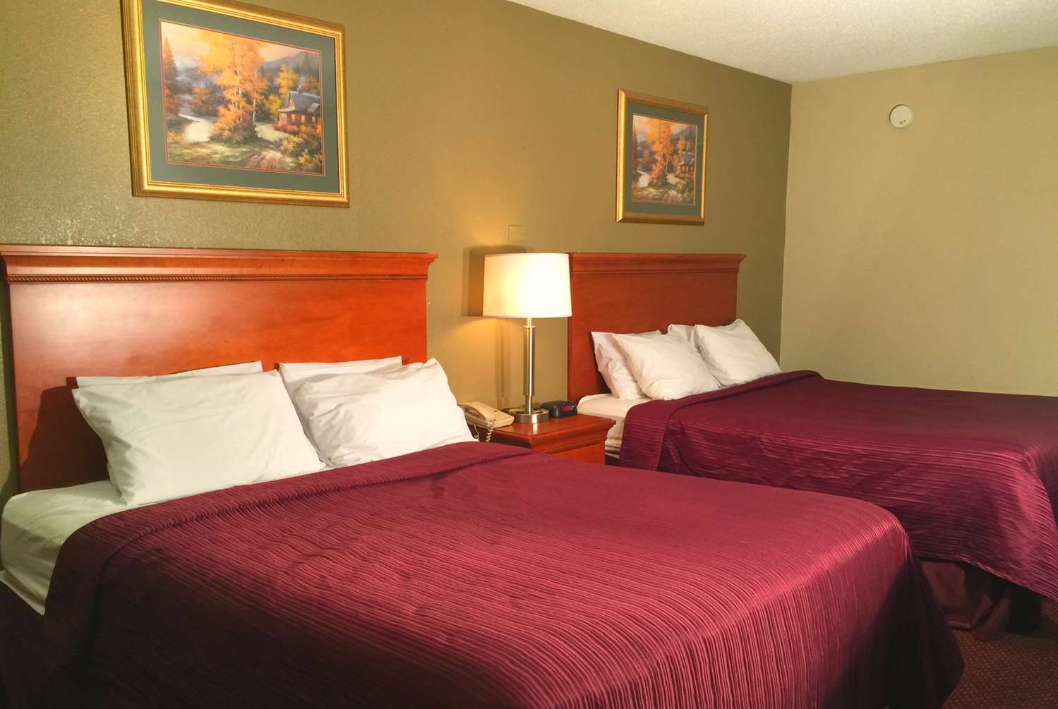 Hotel HOWARD JOHNSON PIGEON FORGE