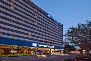 Hotel WYNDHAM HOUSTON - MEDICAL CENTER HOTEL AND SUITES