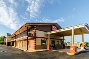 Hotel ECONO LODGE  INN & SUITES I-35 AT SHAWNEE MISSION
