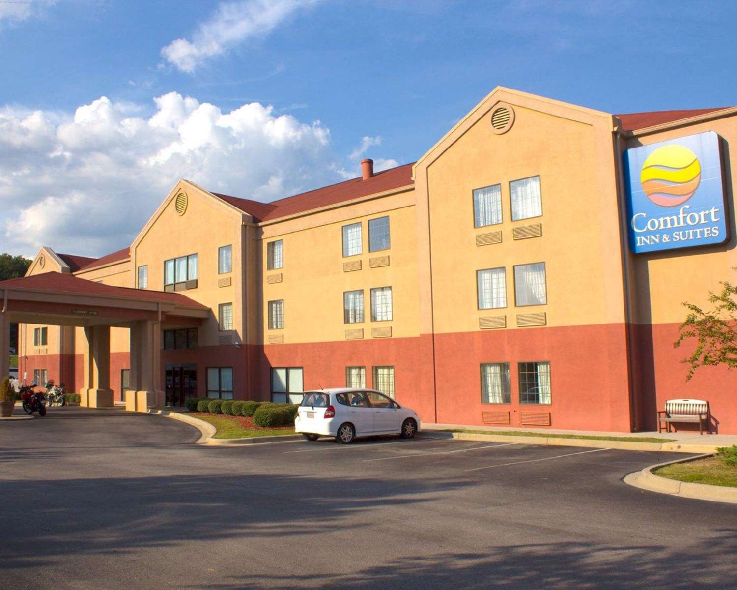 Hotel COMFORT INN & SUITES
