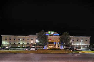 Hotel HOLIDAY INN EXPRESS & SUITES PELL CITY