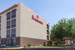 Hotel RAMADA PALMDALE