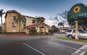 Hotel LA QUINTA INN MIAMI AIRPORT NORTH