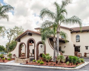 Hotel QUALITY INN & SUITES TAMPA - BRANDON NEAR CASINO