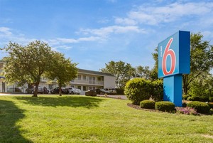 Hotel MOTEL 6 KANSAS CITY-LENEXA