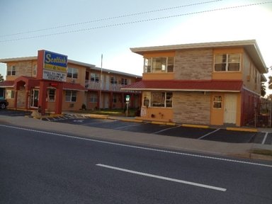 Hotel SCOTTISH INNS AND SUITES