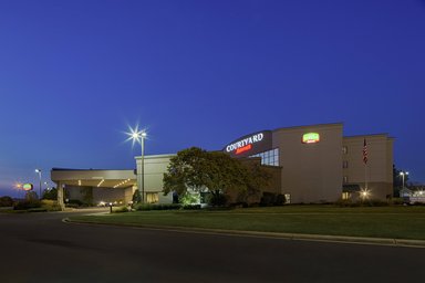 Hotel COURTYARD COLUMBUS WEST