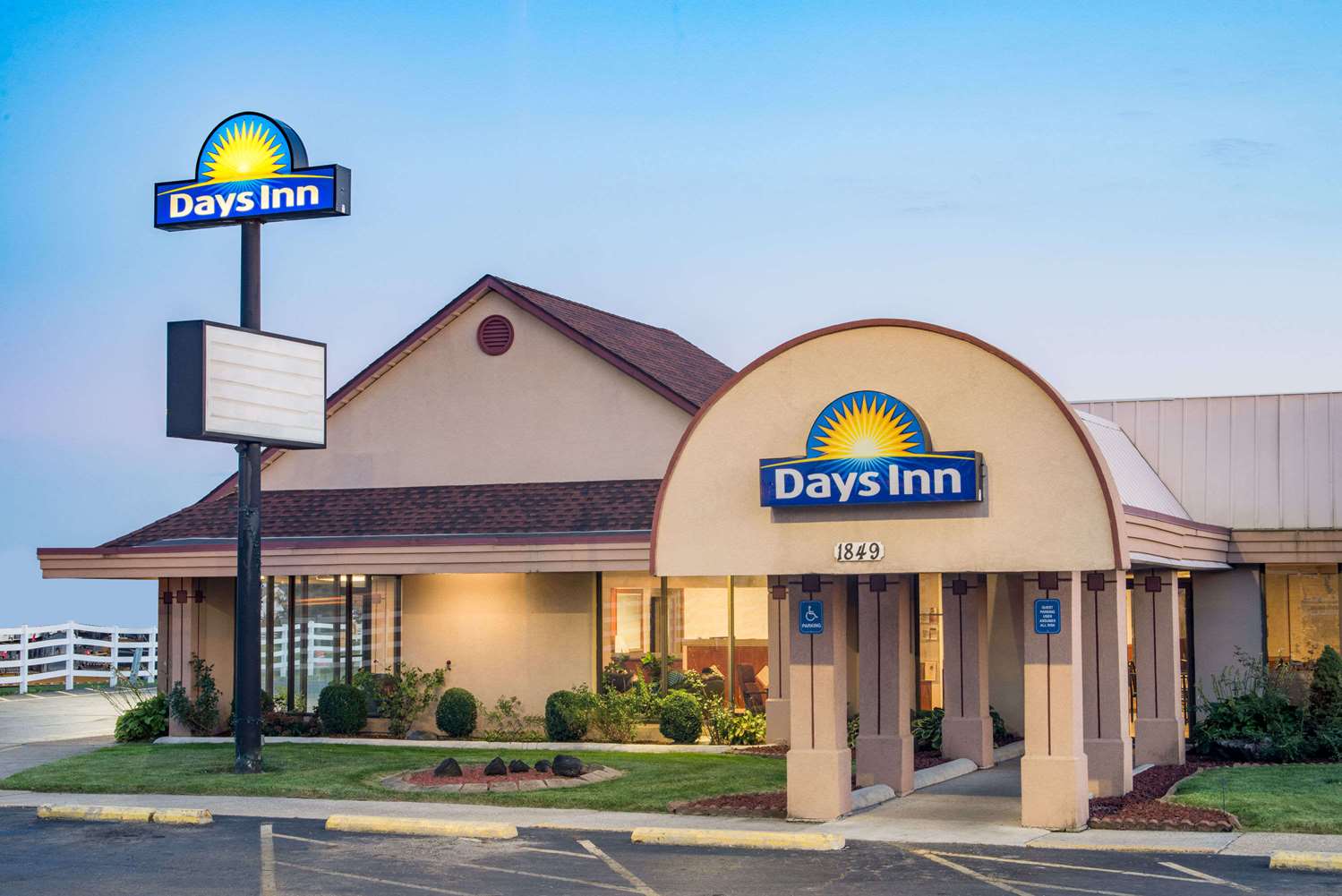 Hotel DAYS INN GROVE CITY COLUMBUS SOUTH