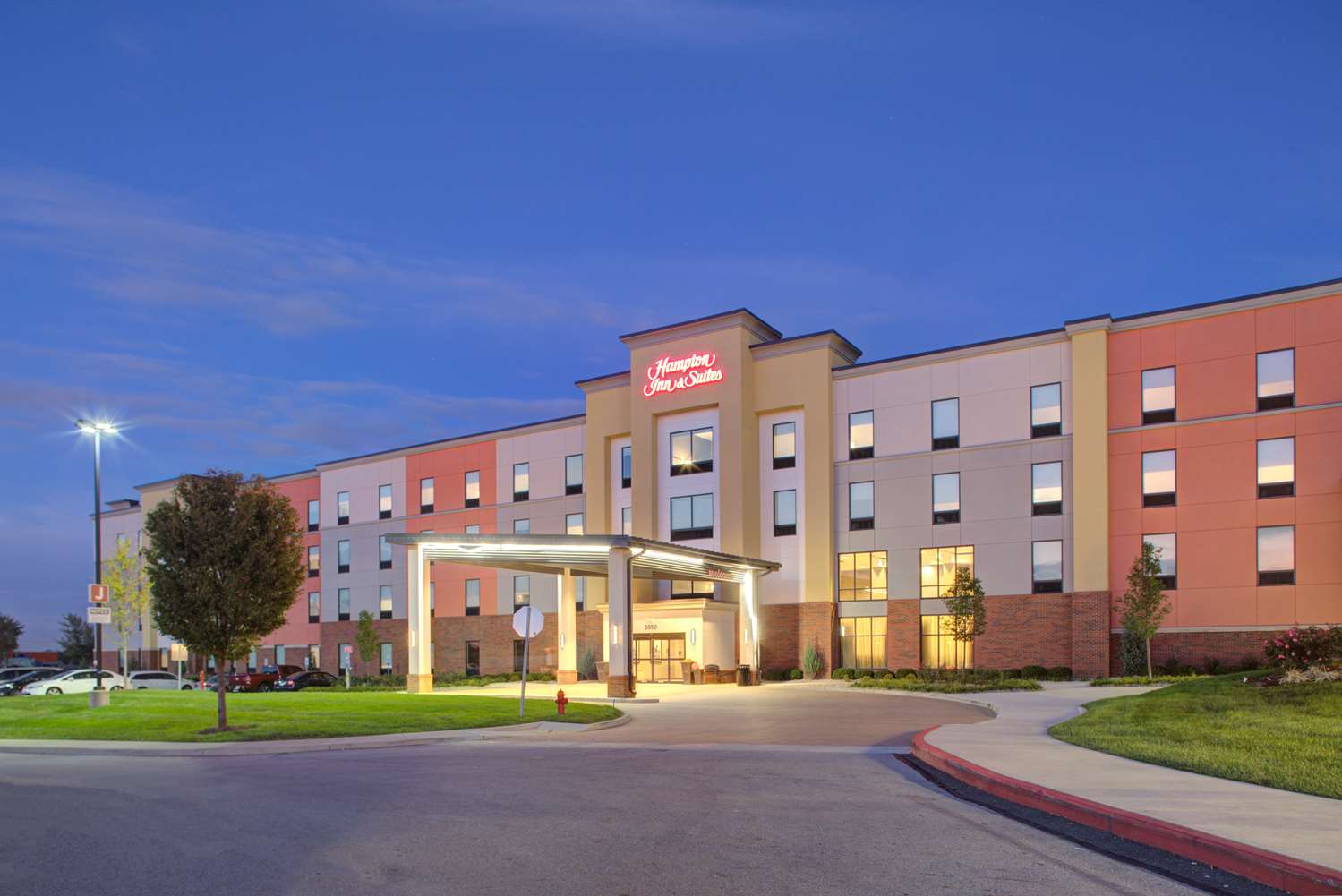 Hotel HAMPTON INN AND SUITES BY HILTON COLUMBUS SCIOTO DOWNS OH