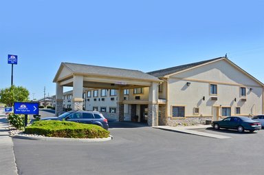 Hotel RED LION INN & SUITES ONTARIO