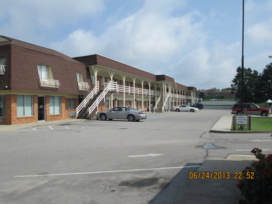 Hotel BUDGET HOST WESTGATE INN