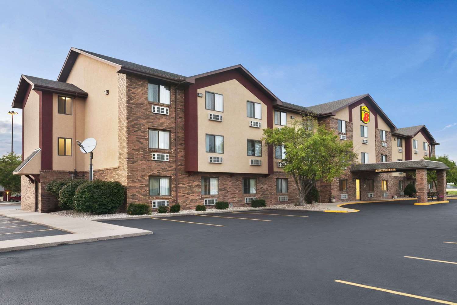 Hotel SUPER 8 PEORIA