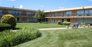 Hotel RED ROOF INN & SUITES BATTLE CREEK