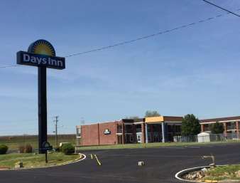 Hotel DAYS INN CAVE CITY