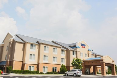 Hotel FAIRFIELD INN & SUITES LEXINGTON BEREA