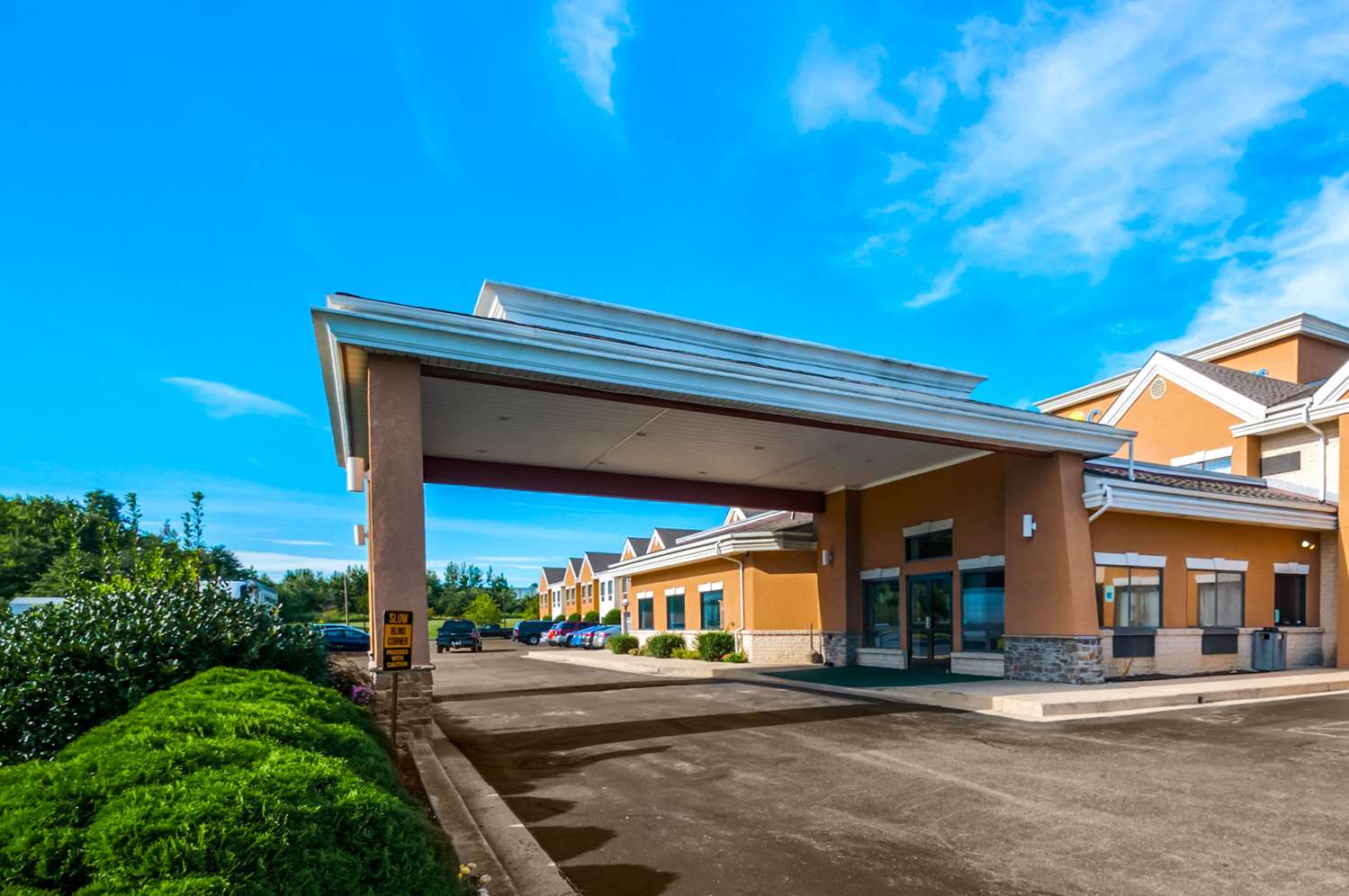 Hotel COMFORT INN & SUITES