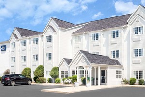 Hotel MICROTEL INN & SUITES BY WYNDHAM LONDON